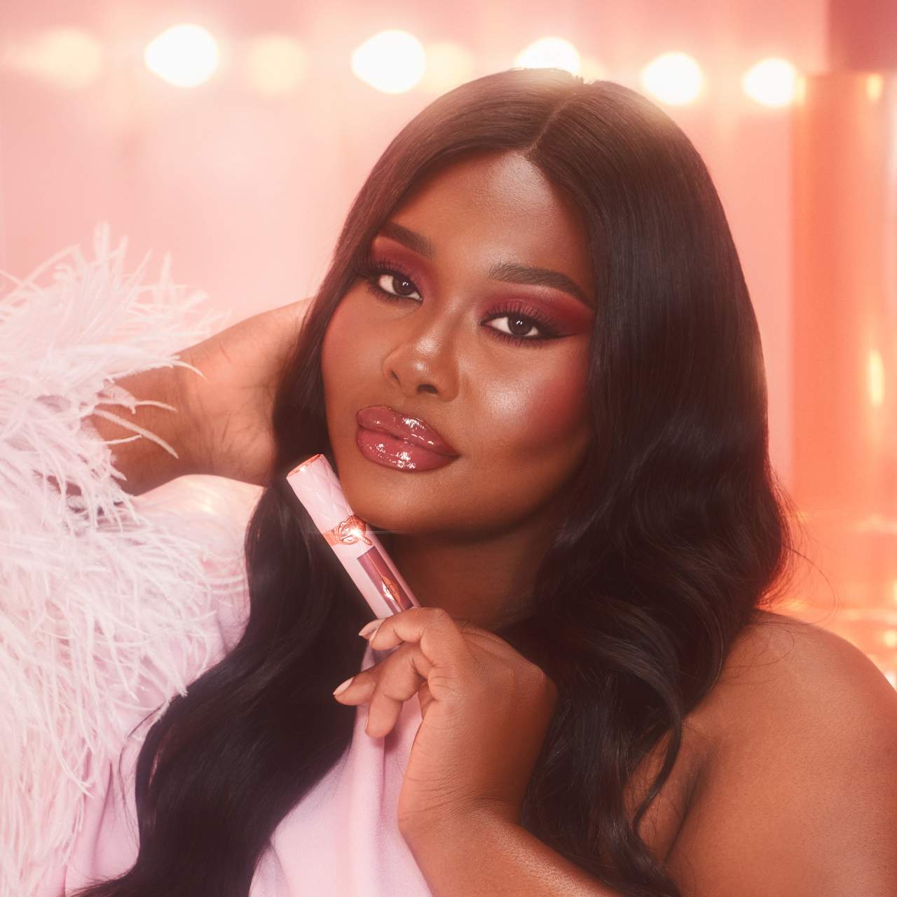 *PREORDEN: Pillow Talk Big Lip Plumpgasm Plumping Lip Gloss - Charlotte Tilbury / Bálsamo efecto relleno inmediato