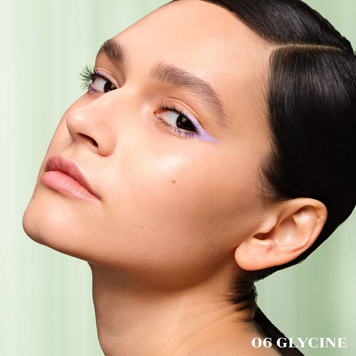 *PREORDEN: Pradalines Gliding Waterproof Smudge Proof Eye Pencil - Prada / Delineador de ojos