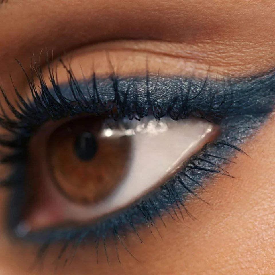 Satin Kajal Liner - Victoria Beckham / Lápiz para ojos cremoso con uso resistente al agua