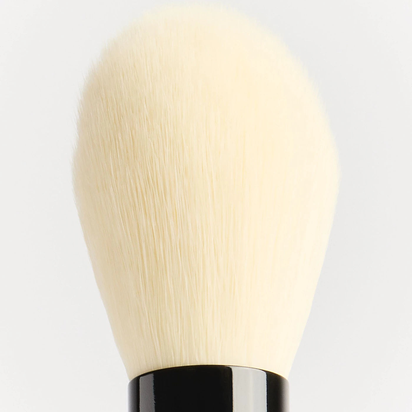 *PREORDEN: Shader Brush - Fara Homidi / Brocha para bronzer