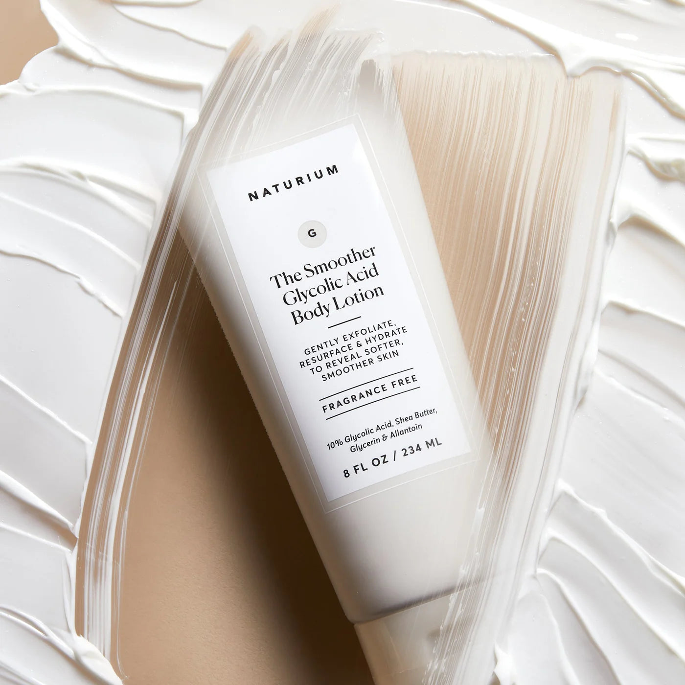 The Smoother Glycolic Acid Body Lotion - Naturium / Crema para cuepo exfoliante