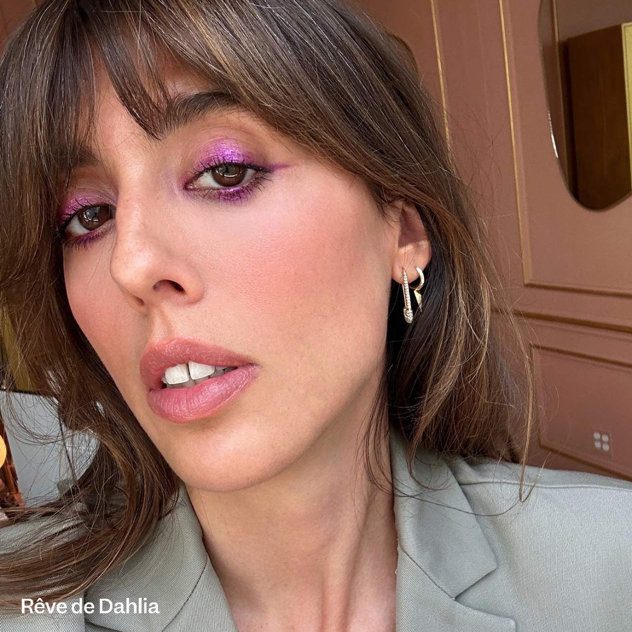 YEUX PAINT Liquid Eyeshadow & Eyeliner - VIOLETTE_FR  / Sombra de ojos líquida