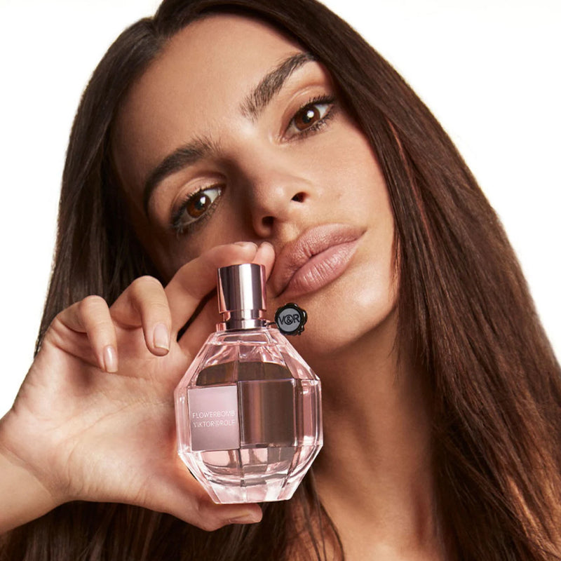 Flowerbomb - Viktor&Rolf / Perfume