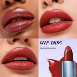 Mini Weightless Lip Color Nourishing Satin Lipstick - Kosas / Labial hidratante satinado tamaño mini