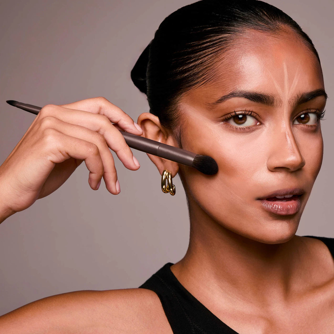 *PREORDEN: Underpainting Dual-Ended Sculpting Brush - m.ph by Mary Phillips / Brocha multiusos para rostro