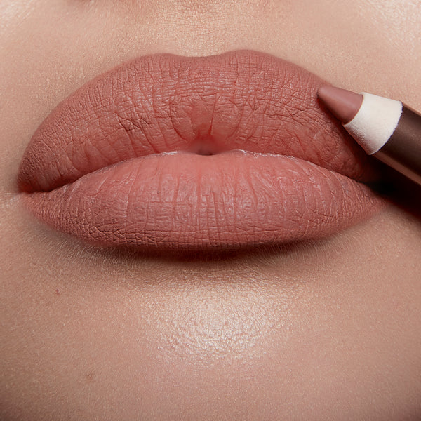 Lip Cheat Lip Liner - Charlotte Tilbury / Delineador de labios