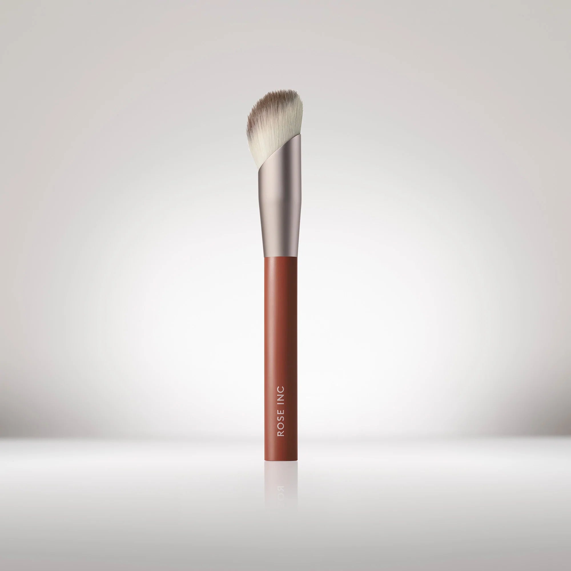 Number 2 Blush Brush - Rose INC / Brocha para rubor