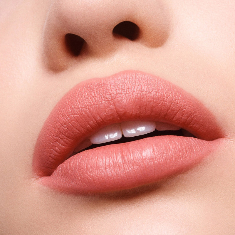 *PREORDEN: Velvet Blur Matte Lipstick Balm - Simihaze Beauty / Lápiz labial y bálsamo