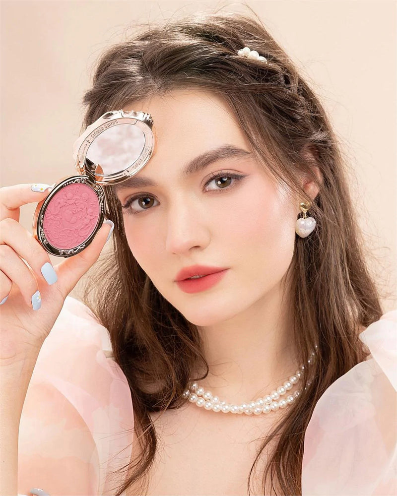 Strawberry Rococo Embossed Blush - Flower Knows / Rubor en polvo