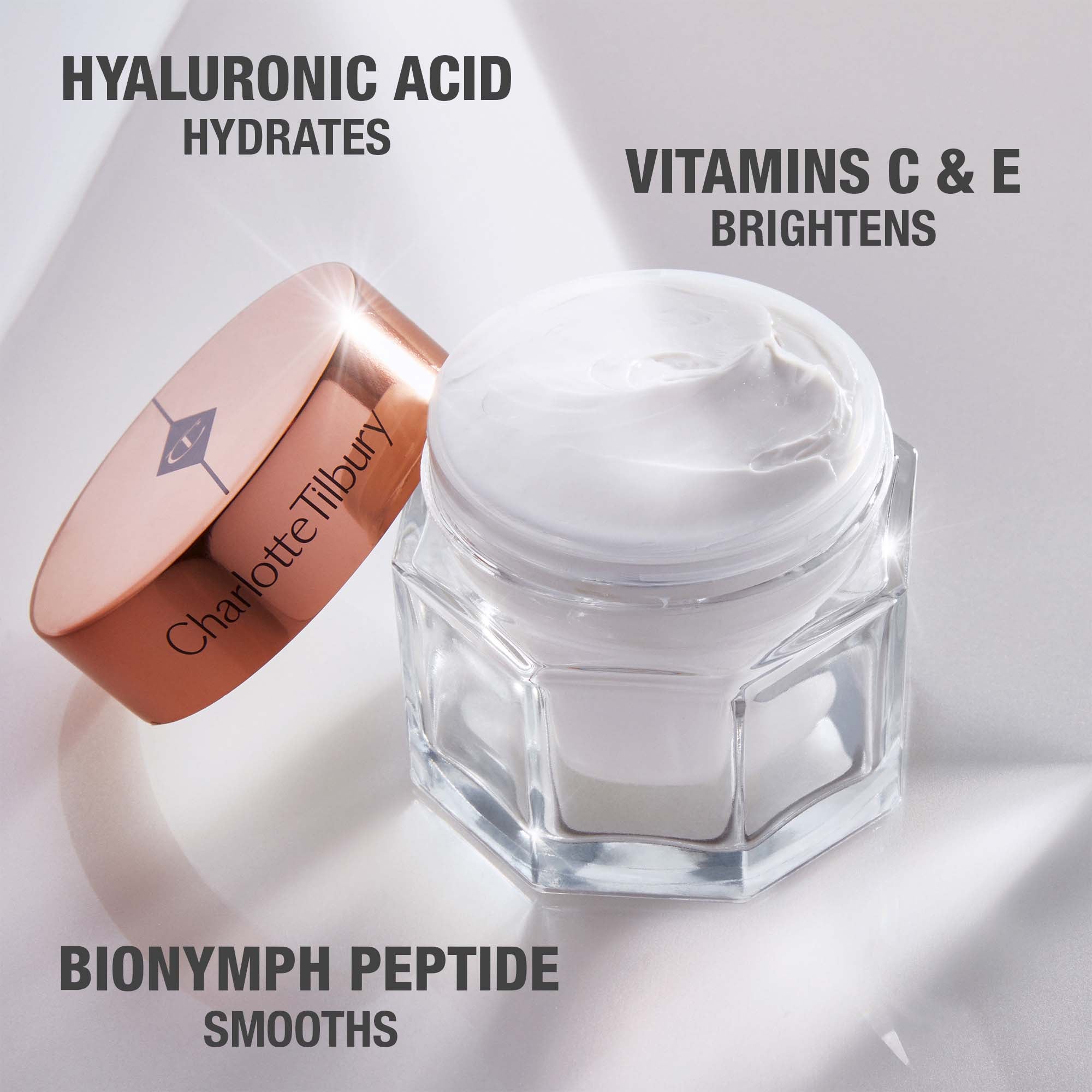 Magic Cream Moisturizer with Hyaluronic Acid - Charlotte Tilbury / Crema Humectante Soporte Antienvejecimiento