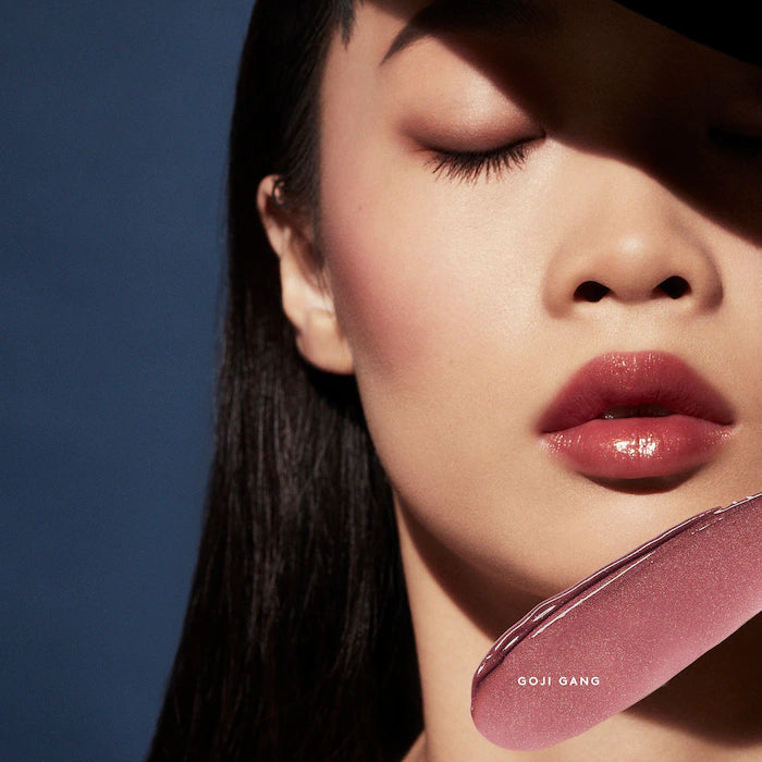 Slip Shine Sheer Shiny Lipstick - Fenty Beauty by Rihanna / Labial nutritivo