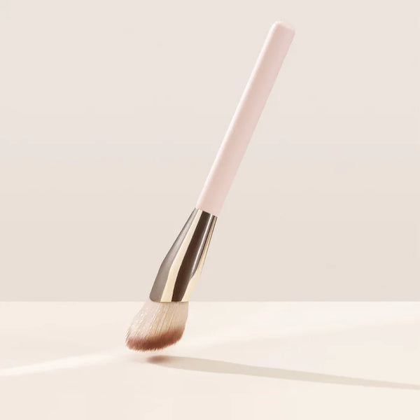 Soft Pinch Blush Brush - Rare Beauty / Brocha para rubor