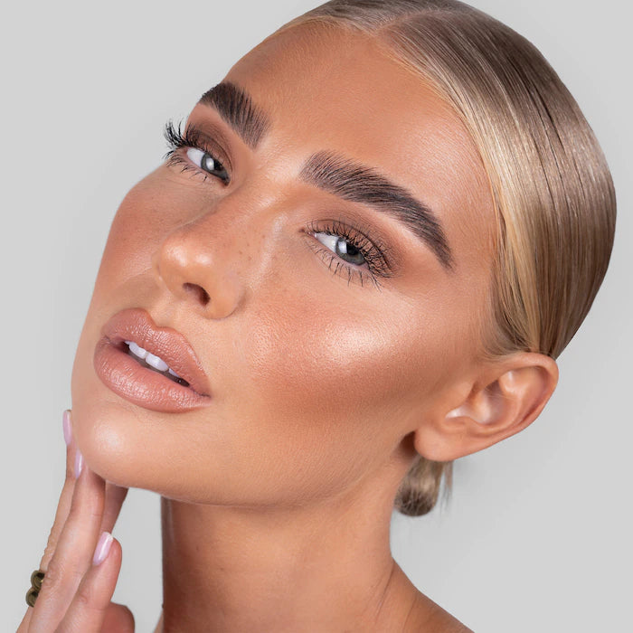 *PREORDEN: Brow Pomade - REFY / Pomada para cejas en crema