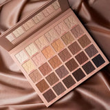 Orgy Eyeshadow Palette - Jeffree Star / Paleta de sombras nudes perfectos y neutrales basicos