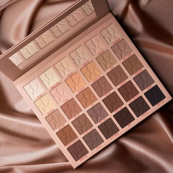 Orgy Eyeshadow Palette - Jeffree Star / Paleta de sombras nudes perfectos y neutrales basicos